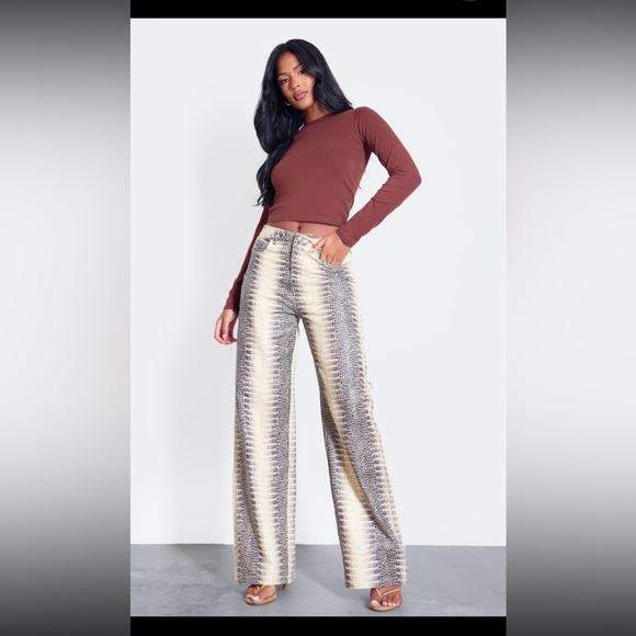 PLT Tall Cream Snake Print High Waist Wide Leg Jeans - Picture 3 of 6